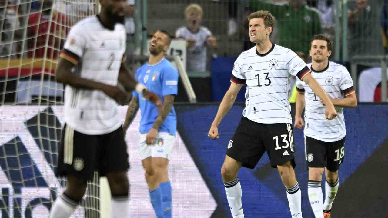 Deutschland gewann mit 5:2 gegen Italien, auch dank eines Tores von Thomas Müller.