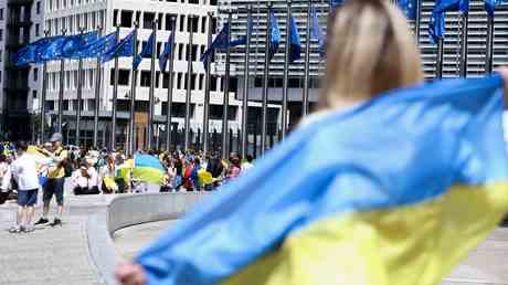 Europaeische Kommission unterstuetzt EU Kandidatenstatus der Ukraine – Politico — World
