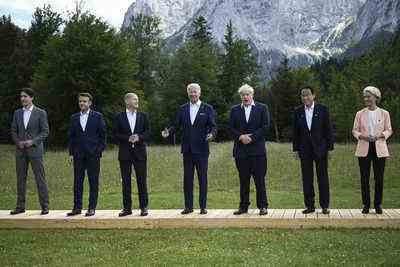 G7 Fuehrer verspotten Putin in Witzen ueber das Ausziehen