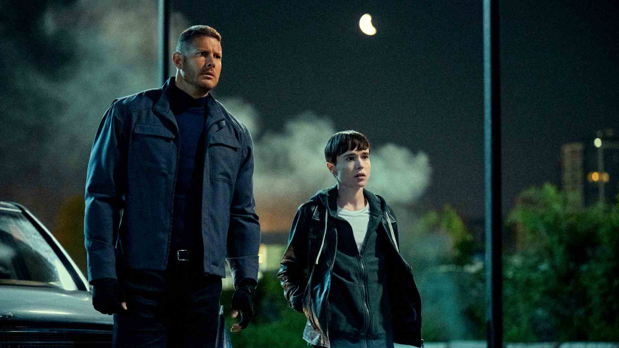 In Staffel 3 von Netflix The Umbrella Academy geht es nicht um die COVID-Pandemie, sondern indirekt auch um spärliche Sets und Hotel Obisidian