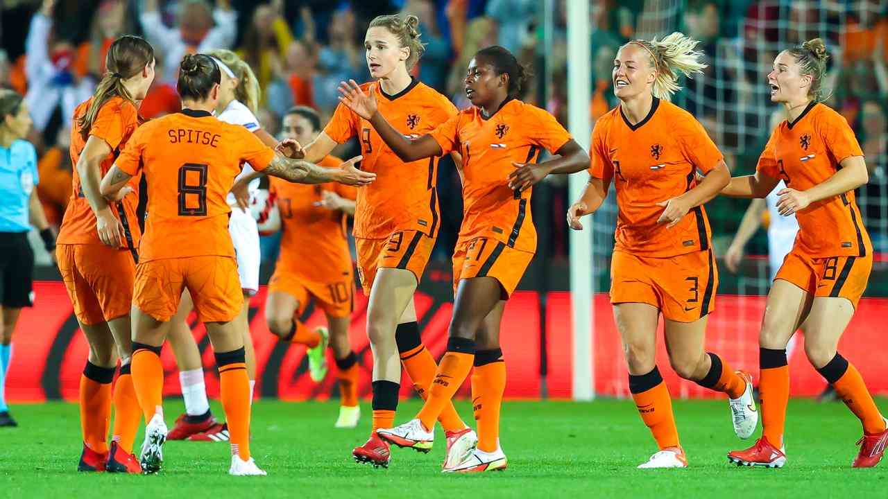Ab dem 1. Juli erhalten die Orange-Frauen vom KNVB den gleichen Geldbetrag wie die Männer.