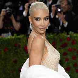 Kim Kardashian bestreitet das Kleid von Marilyn Monroe ruiniert zu