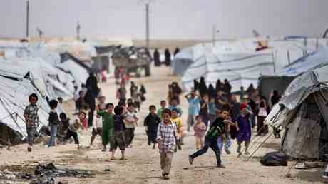 Mehr als 100 Morde in einem von Kurden gefuehrten Lager