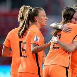 Orange Frauen gewinnen Geisterduell mit Weissrussland und haben WM Ticket zu