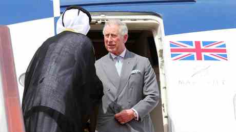 Prinz Charles untersuchte „Saecke mit Bargeld aus Katar — World