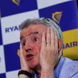 Ryanair bricht umstrittenen Test zum Aufspueren gefaelschter afrikanischer Paesse ab