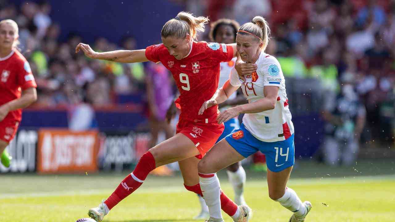 Auch der zurückgekehrte Jackie Groenen musste oft hinter dem Ball herlaufen.