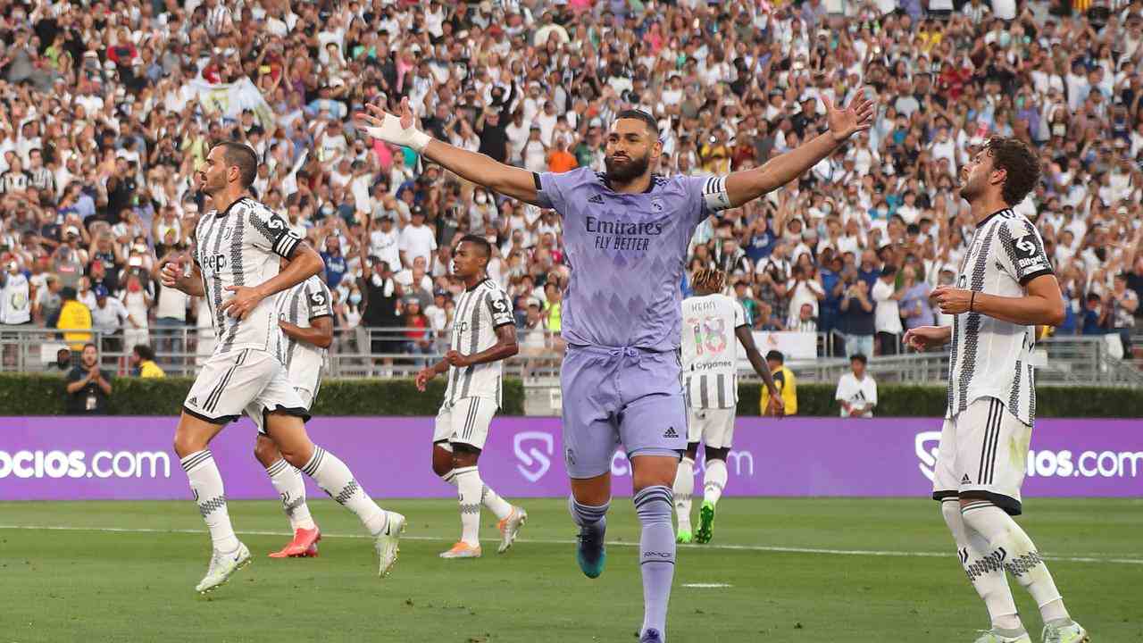 Karim Benzema feiert sein 1:0 gegen Juventus.