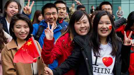 Chinesische Studenten verlassen Grossbritannien inmitten von Razzien behauptet MI5 —
