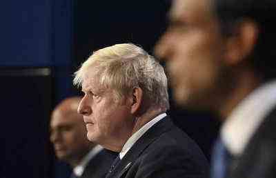 Der britische Boris Johnson verspricht im Job zu bleiben nachdem