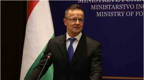 Der ungarische Aussenminister fordert die EU auf die Wahrheit ueber
