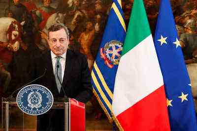 Die italienische Regierung koennte stuerzen da 5 Stars das Vertrauensvotum meiden