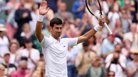 Dominanter Djokovic marschiert in Wimbledon weiter — Sport