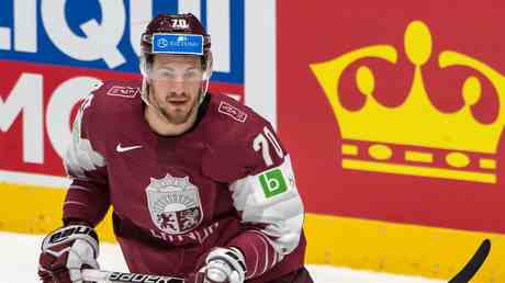 Eishockey Veteran unterschreibt in russischem Rechtsstreit fuer deutsches Team — Sport