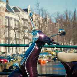 In den Niederlanden gibt es mehr als 12 Millionen Mopeds