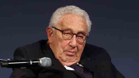 Kissinger aeussert sich zu Zelenskys Kritik — World