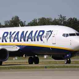 Mehr Gewinn fuer Ryanair aber Zukunft bleibt ungewiss JETZT