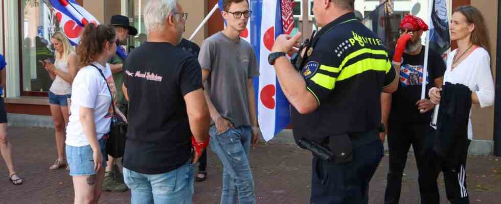 Provinzhaus Leeuwarden wegen „ernsthafter Bedrohung geschlossen und Gebiet evakuiert JETZT