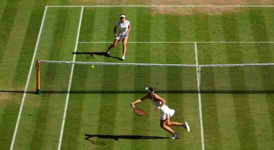 Rybakina schlaegt Halep in geraden Saetzen und trifft im Wimbledon Finale
