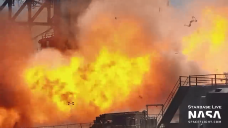 SpaceX Traegerrakete explodierte waehrend des Teststarts VIDEO — World