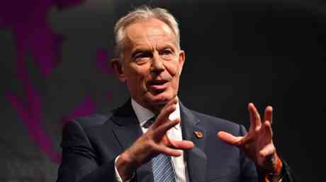 Tony Blair will dass der Westen die Oberhand behaelt ignoriert