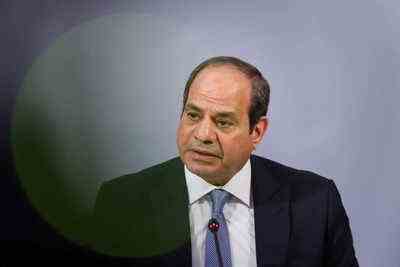 Das aegyptische Parlament stimmt einer grossen Kabinettsumbildung zu