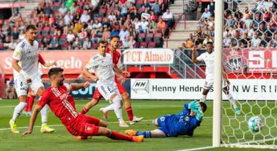 Der FC Twente schlaegt erneut Cukaricki und trifft auf Fiorentina