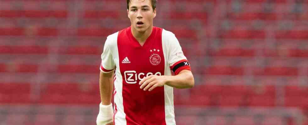Der FC Volendam holt den ehemaligen Ajax Spieler Eiting zurueck in