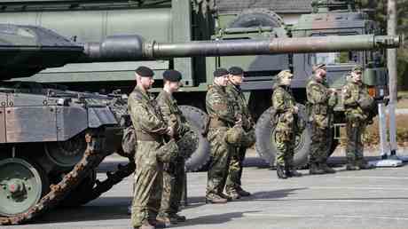 Deutsche Militaerbestaende nach Lieferungen an die Ukraine am Limit –
