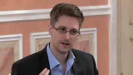 Die USA haben britische Spione gebeten die Veroeffentlichung von Snowden Lecks