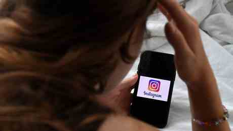 Instagram und Facebook Apps ueberwachen Surfgewohnheiten ohne Zustimmung – Forscher —