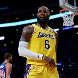 LeBron James wird bestbezahlter Basketballspieler aller Zeiten mit neuem Vertrag