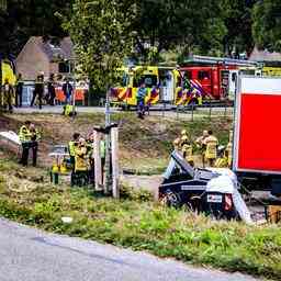 Mehrere Tote bei Unfall mit Lastwagen in Nieuw Beijerland JETZT