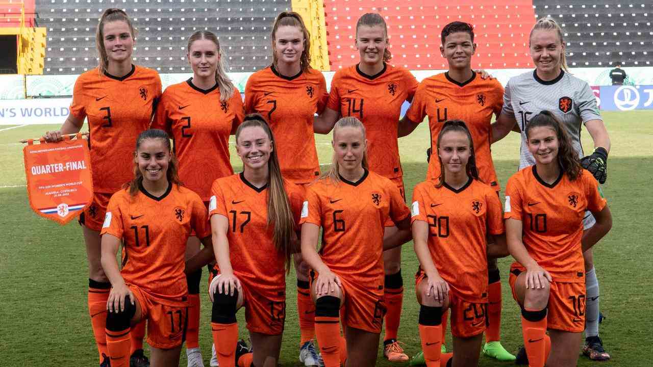 Das niederländische Team, das sein Amt gegen Nigeria angetreten hat.