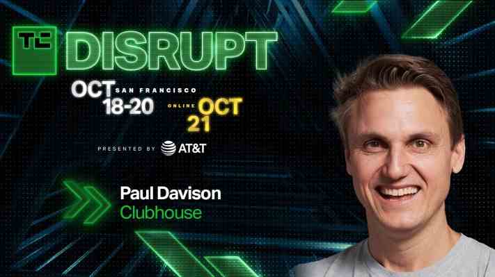 Paul Davison verschuettet bei Disrupt – Tech den Tee ueber