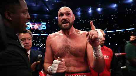 Schwergewichts Champion Fury zieht sich vom Boxen zurueck und gibt den