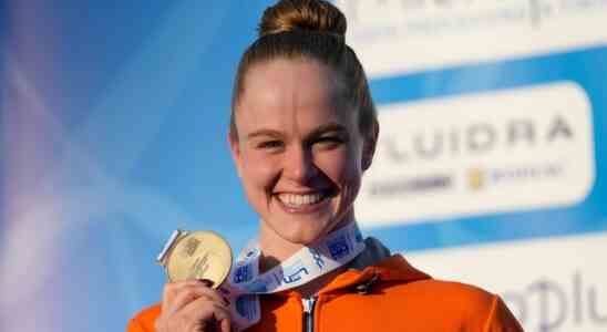 Schwimmerin Steenbergen erobert viertes EM Gold mit Triumph ueber 200 Meter