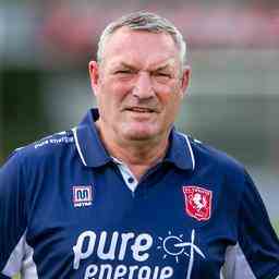 Trainer Jans warnt „Twente muss besser gegen Cukaricki gewappnet sein