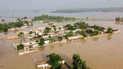 Ueberschwemmungen verursachen der pakistanischen Wirtschaft Verluste in Hoehe von 4