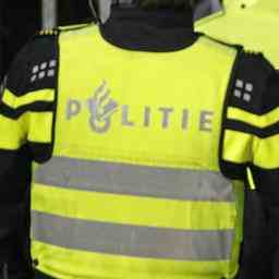 Zweite Festnahme nach Ausschreitungen beim FC Utrecht Polizei hebt den