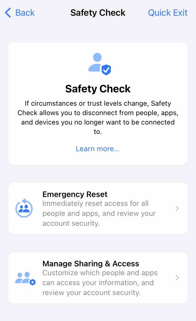 Ein Screenshot von Safety Check, einer neuen Funktion, mit der Sie die Verbindung zu Personen, Apps und Geräten trennen können "wenn sich die Umstände oder das Vertrauensniveau ändern."