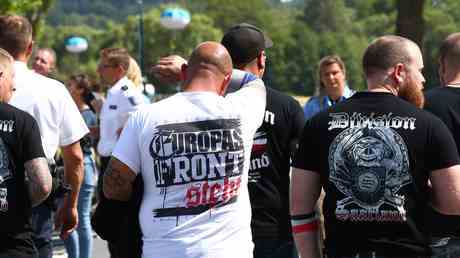 26 deutsche Rechtsextremisten reisten in die Ukraine – Medien –