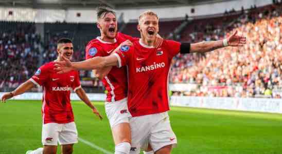 AZ verschenkt Fuehrung gegen Twente und scheitert am Aufstieg auf