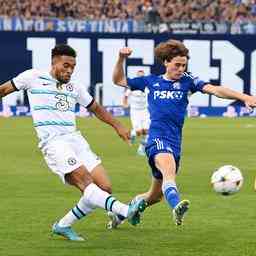 Chelsea frueh hinten gegen Dinamo Zagreb JETZT