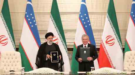 Der Iran erhaelt einen Fahrplan fuer den Beitritt zu Russland