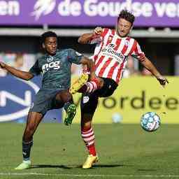 FC Groningen fuehrt gegen Sparta nach dem ersten Tor Pepi