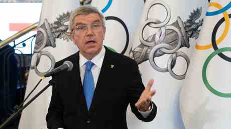 IOC Chef kommentiert die franzoesische Polizei angesichts der Bedenken hinsichtlich der