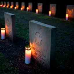 Neues Grabbuch fuer den Sowjetischen Soldatenfriedhof in Leusden gibt mehr