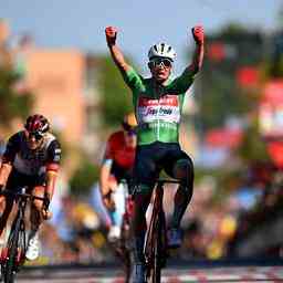 Pedersen sprintet zum dritten Etappensieg in Vuelta Evenepoel Tag naeher