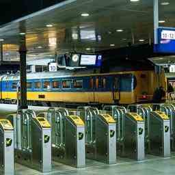 Polizei durchsucht Zug am Hauptbahnhof nach Hinweis auf Schusswaffe